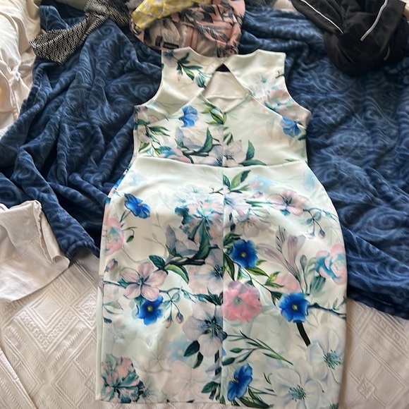 coastal dress - Picture 2 of 3